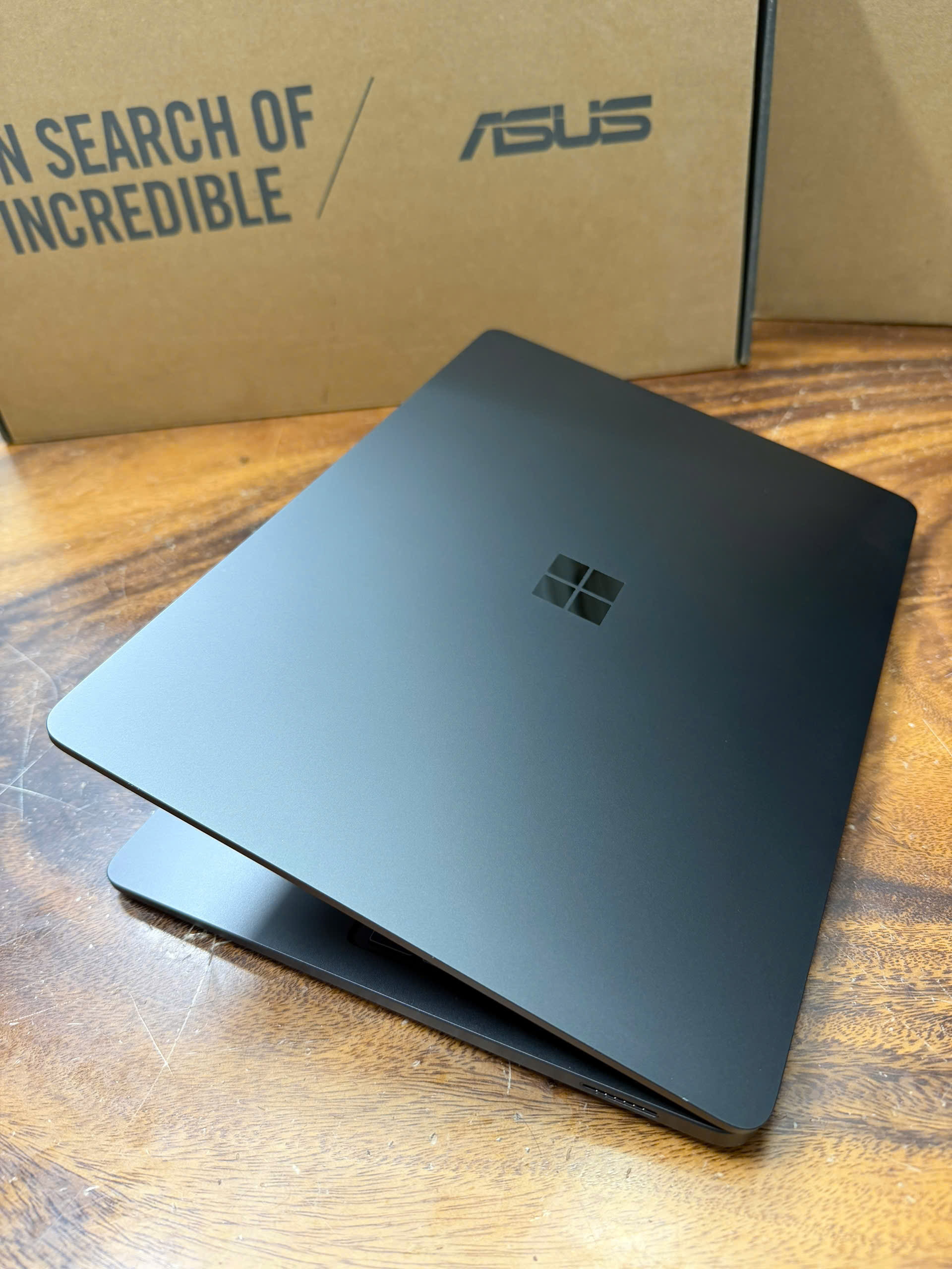 Surface Laptop 7 13in Black 3