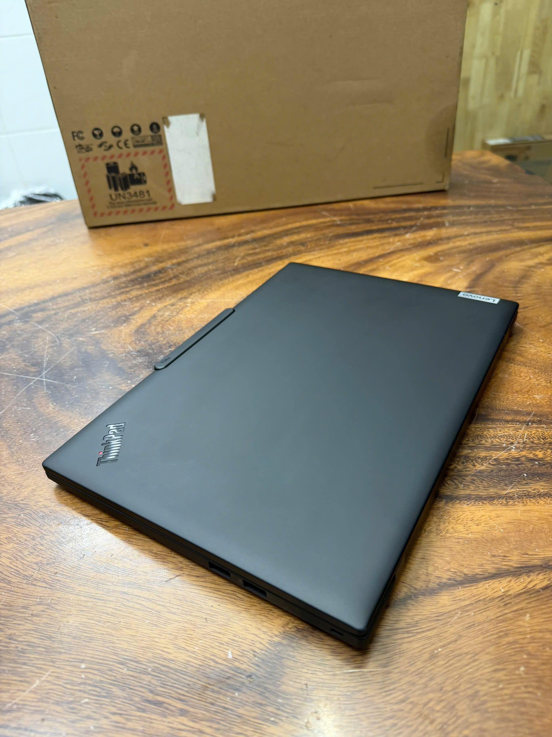 Thinkpad T14s Gen 6 Xelite 11