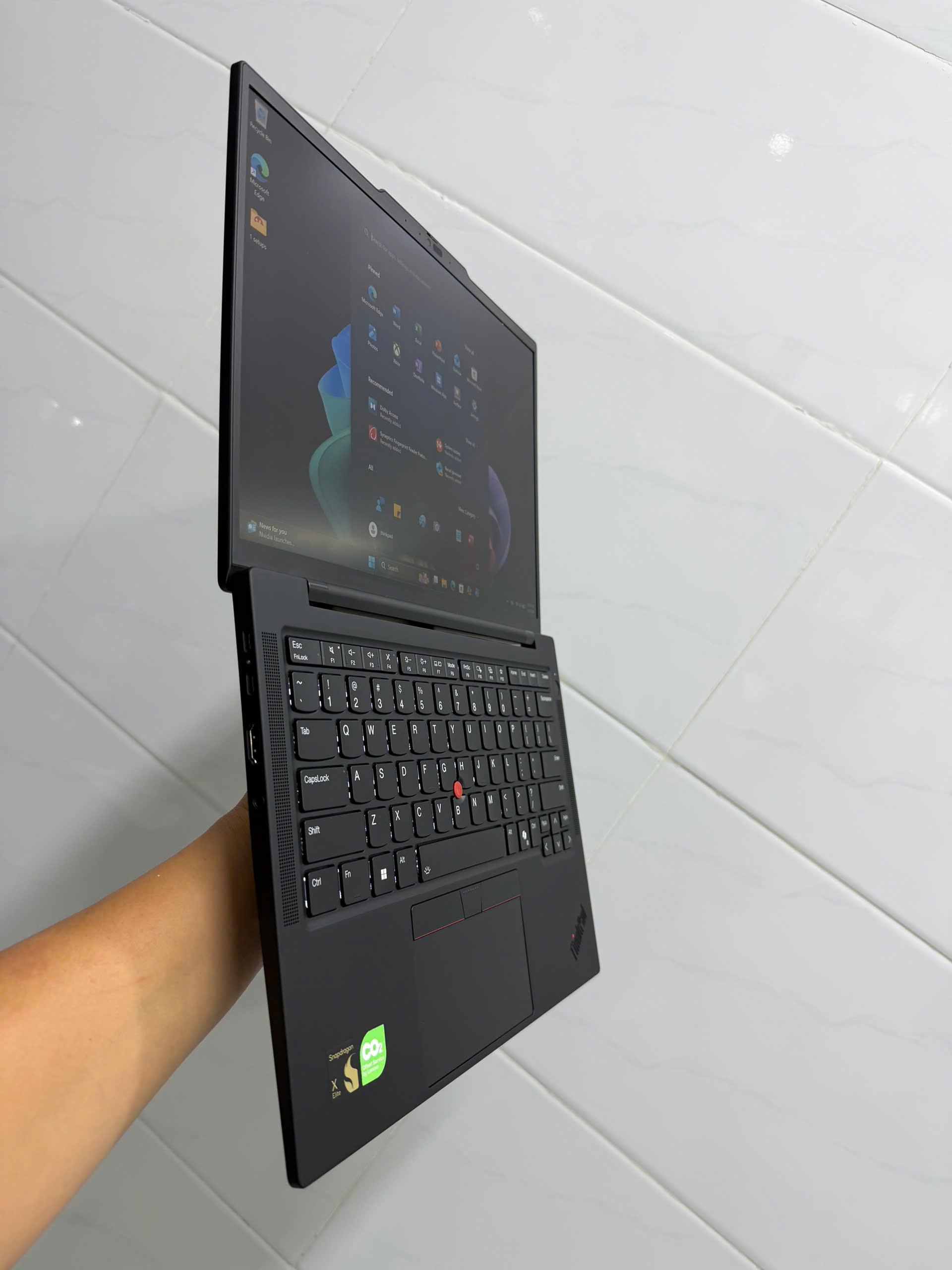 Thinkpad T14s Gen 6 Xelite 7