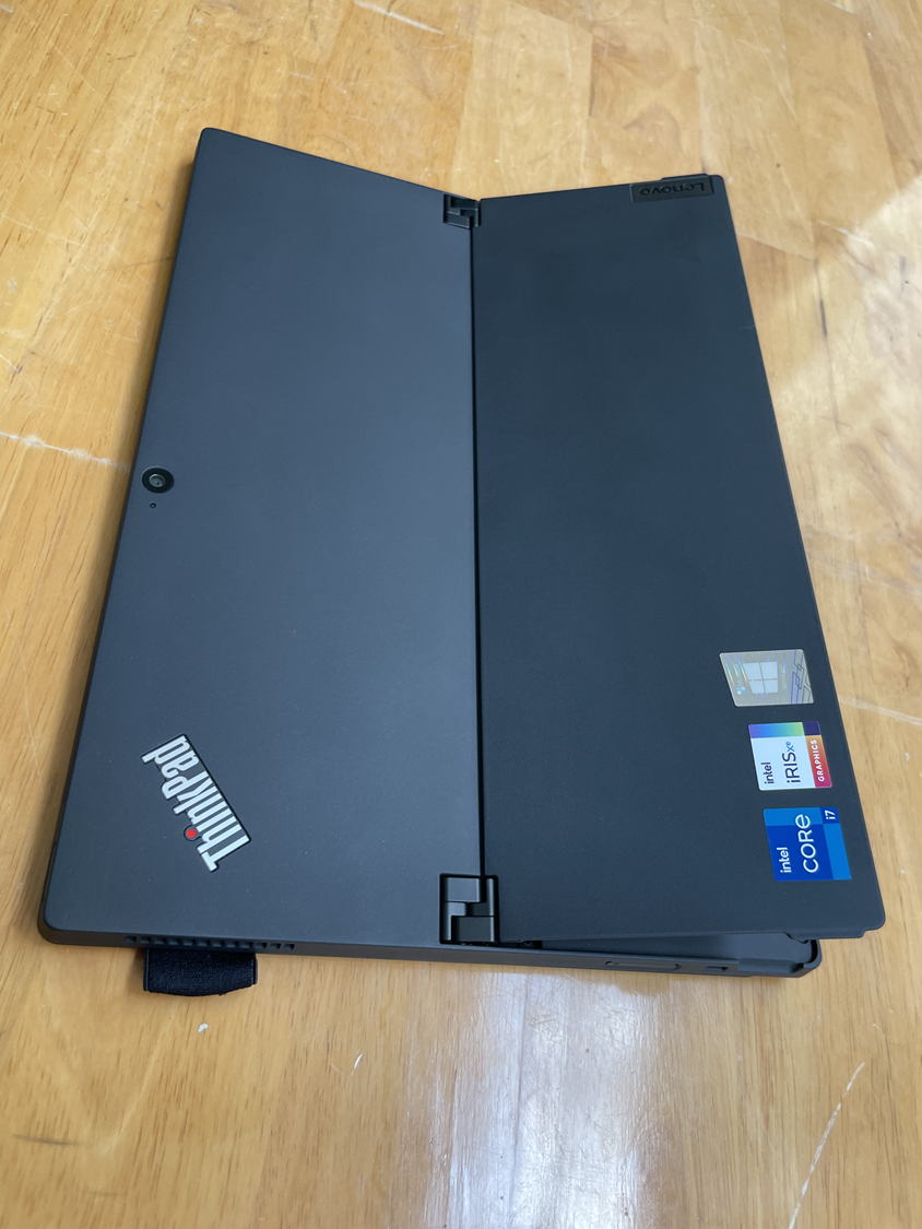 Thinkpad X12 Detachable 3