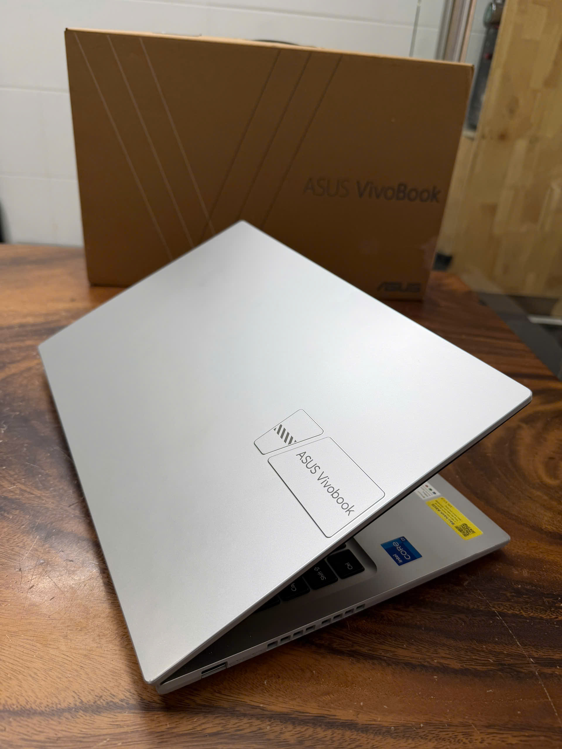 Asus Vivobook X1502va 1