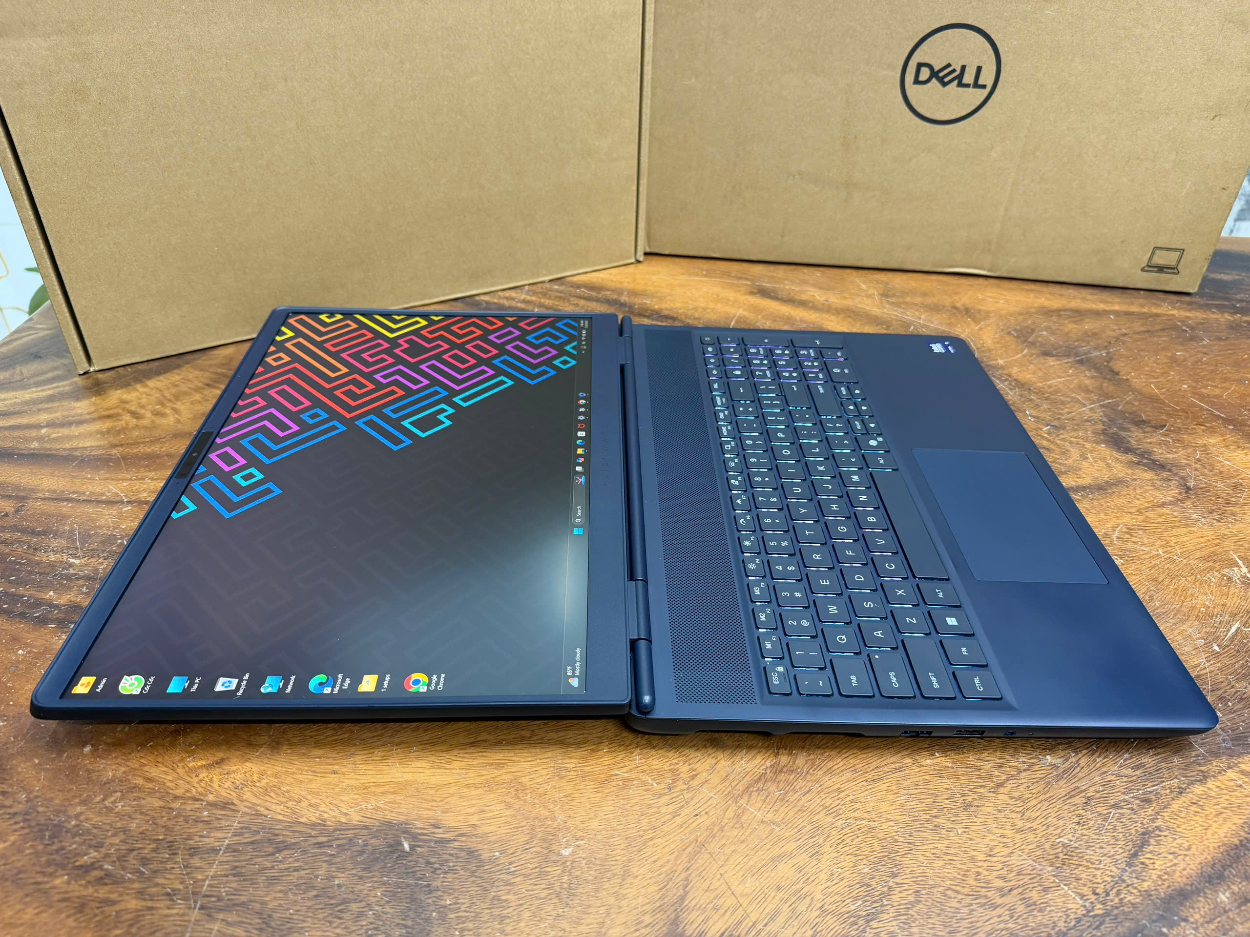 Dell Alienware X16 Rtx 5070 6