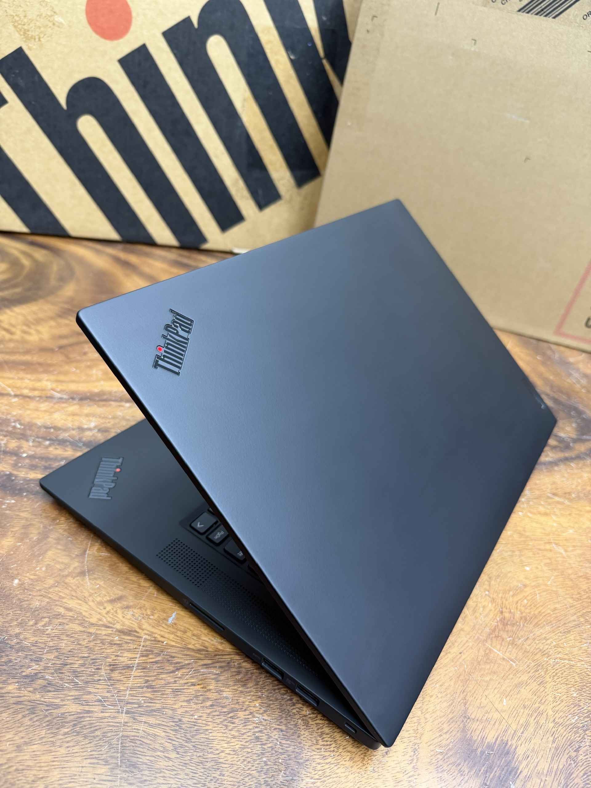 Thinkpad P1 Gen 6 Fhd 4