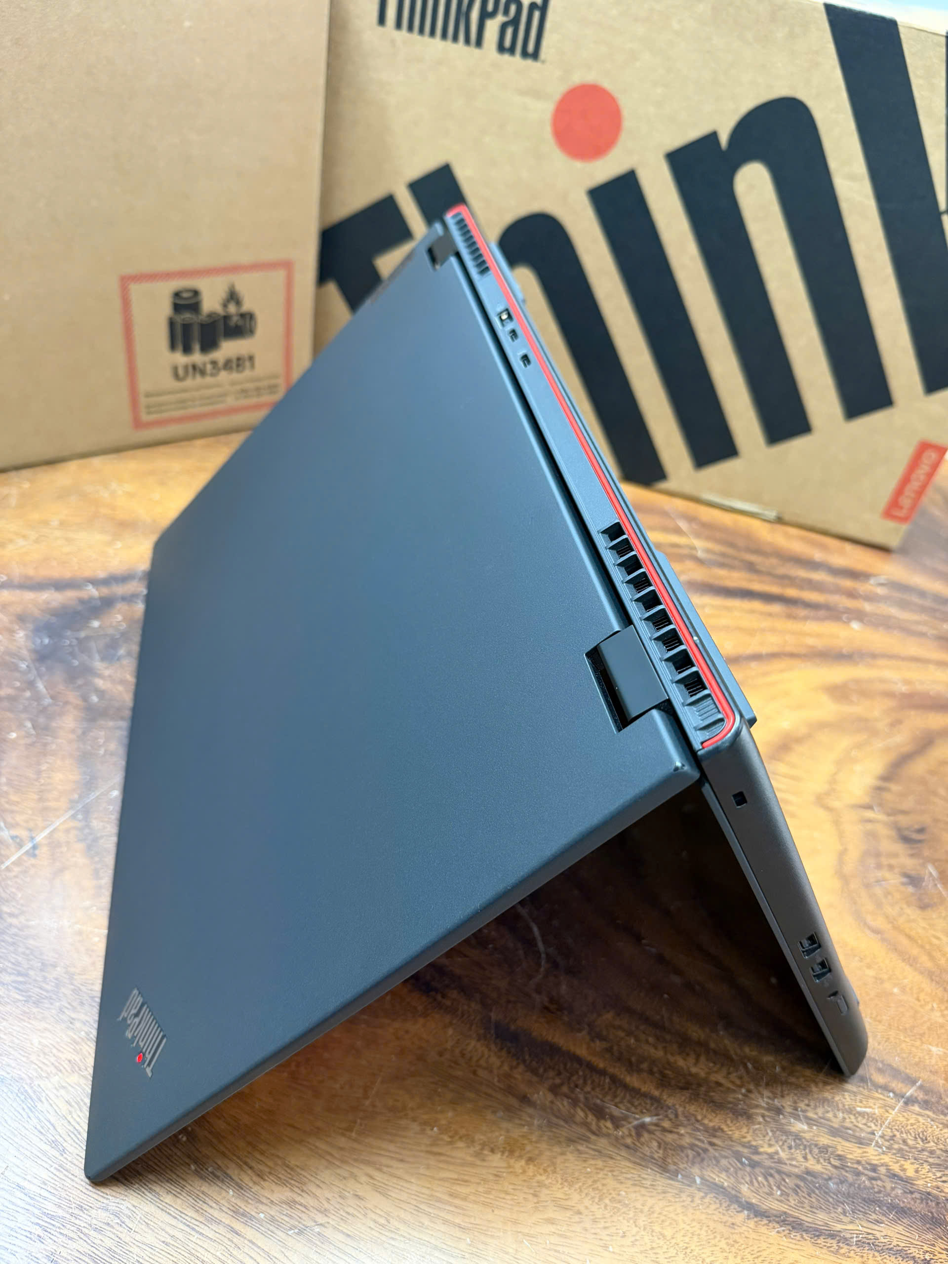 Thinkpad P16v I7 4