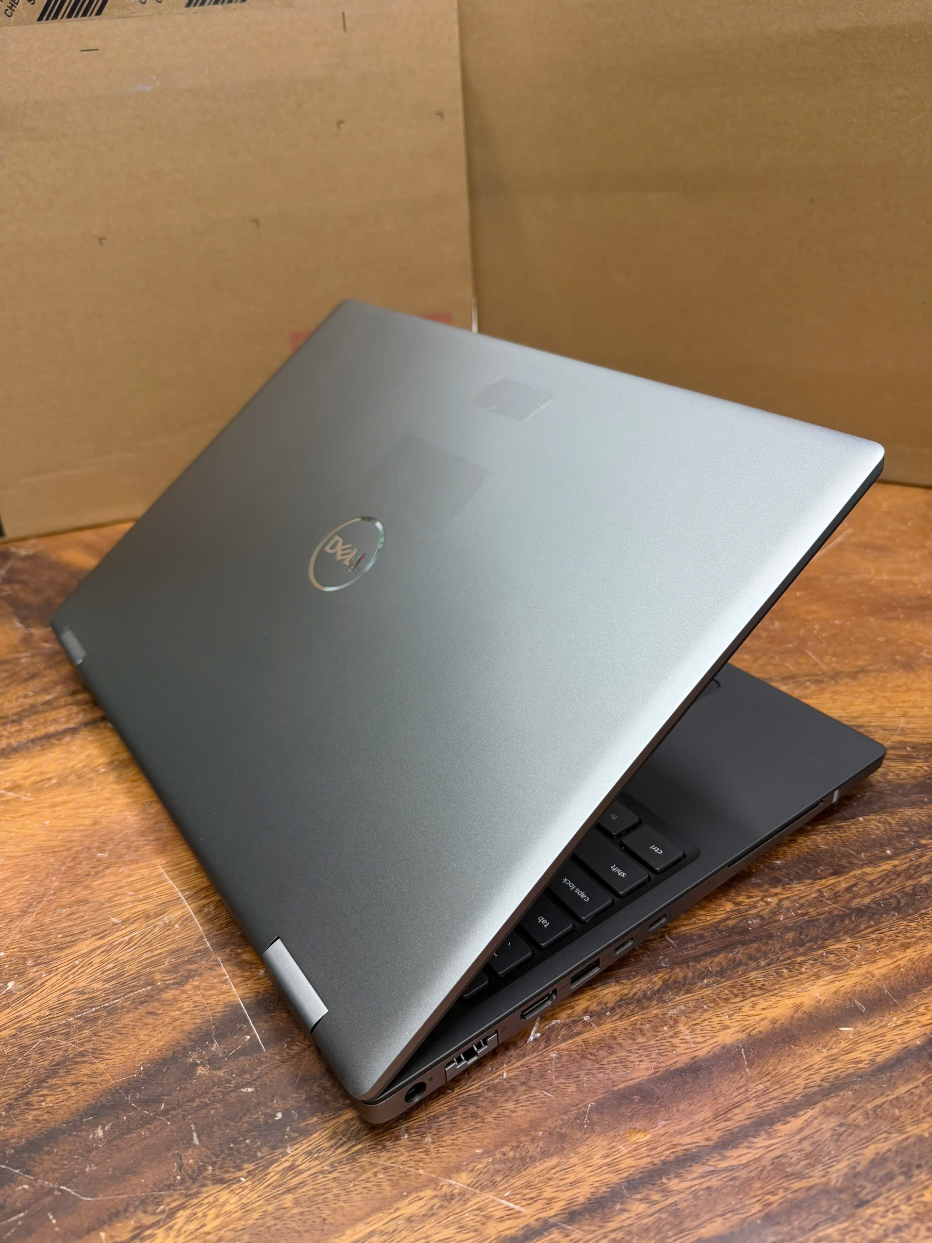 Dell Precision 7670 Oled 6