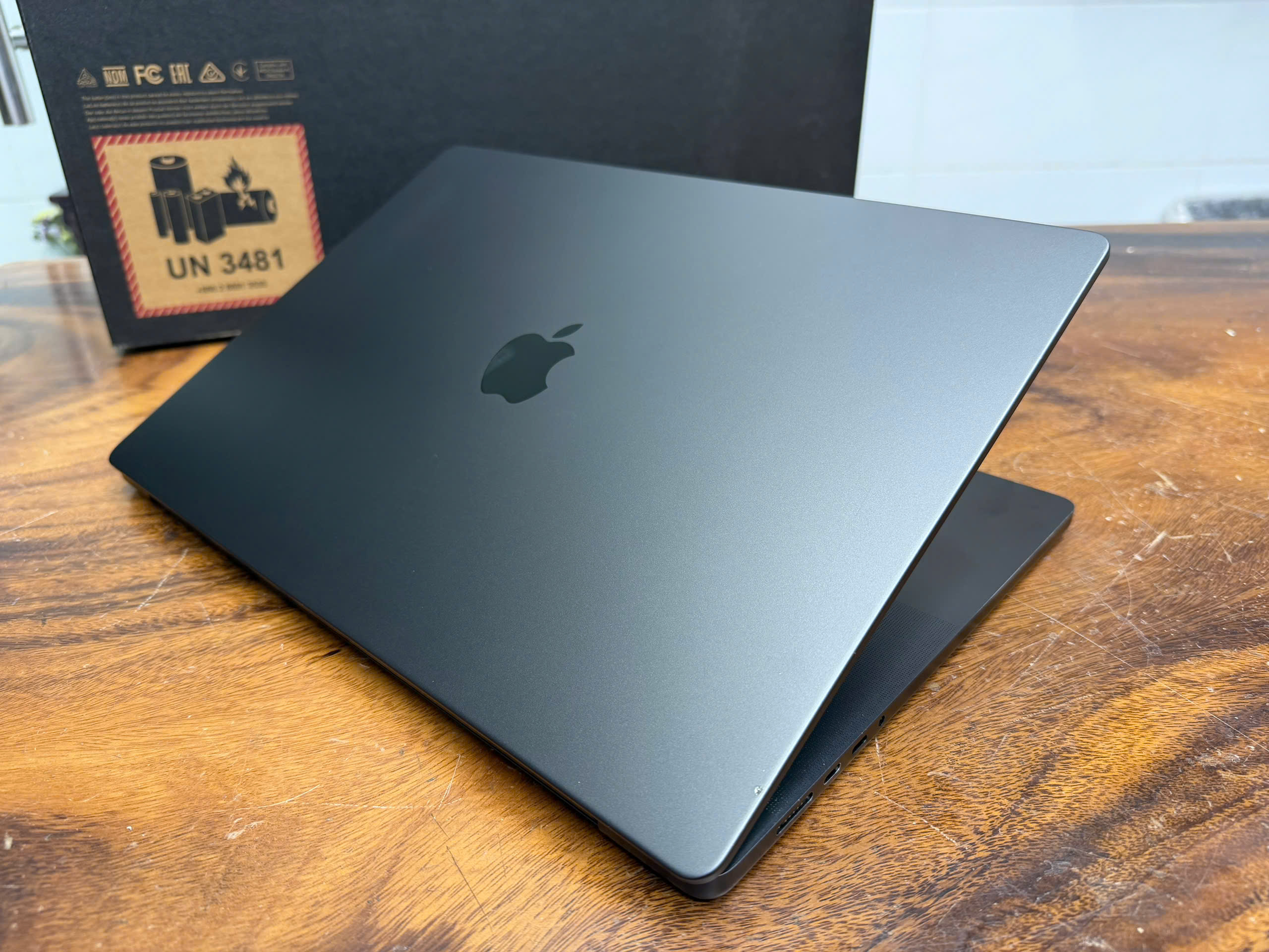 Macbook Pro 16 M4 Max 7
