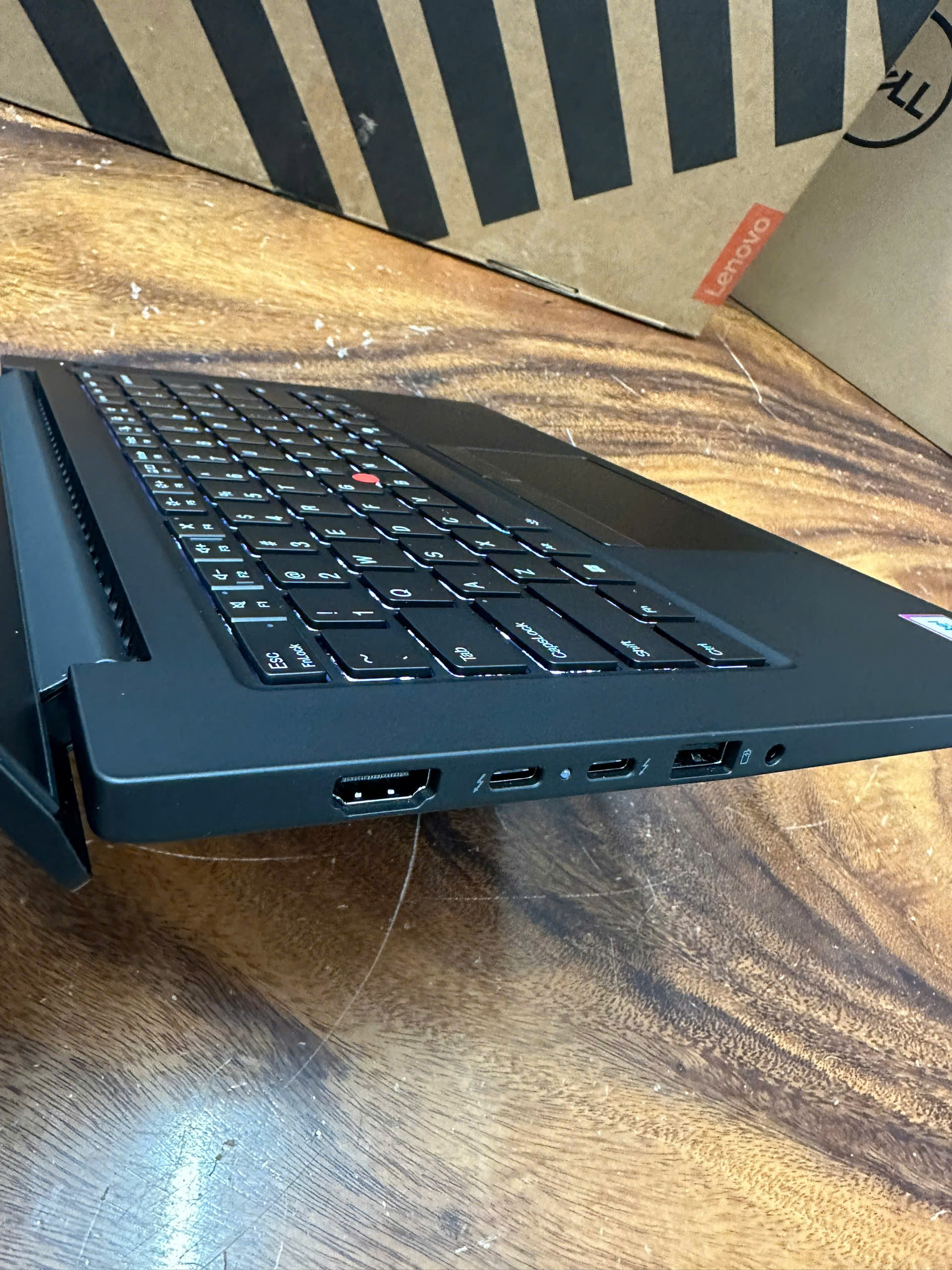 Thinkpad P14s Gen 5 Core I7 10
