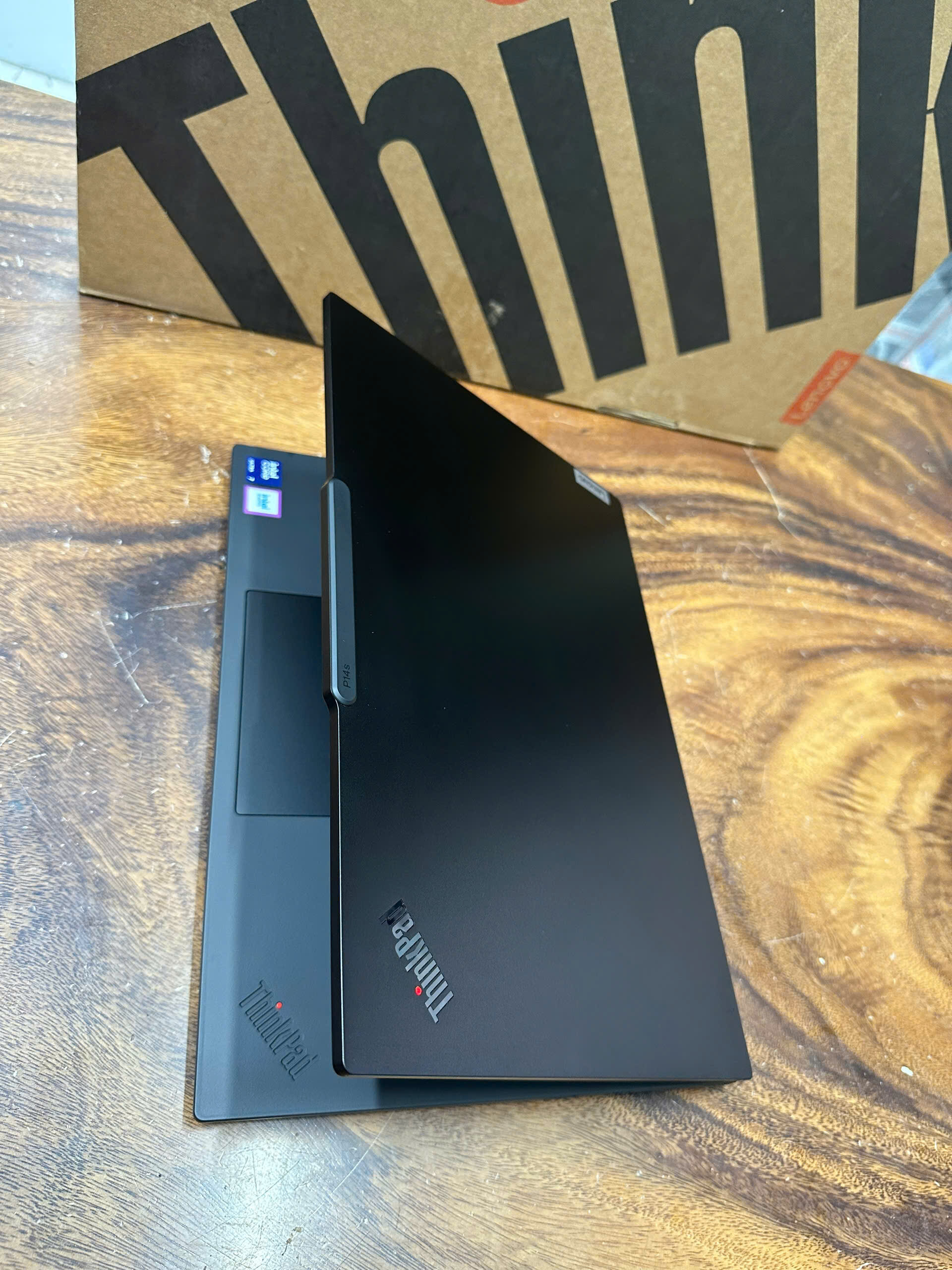 Thinkpad P14s Gen 5 Core I7 7