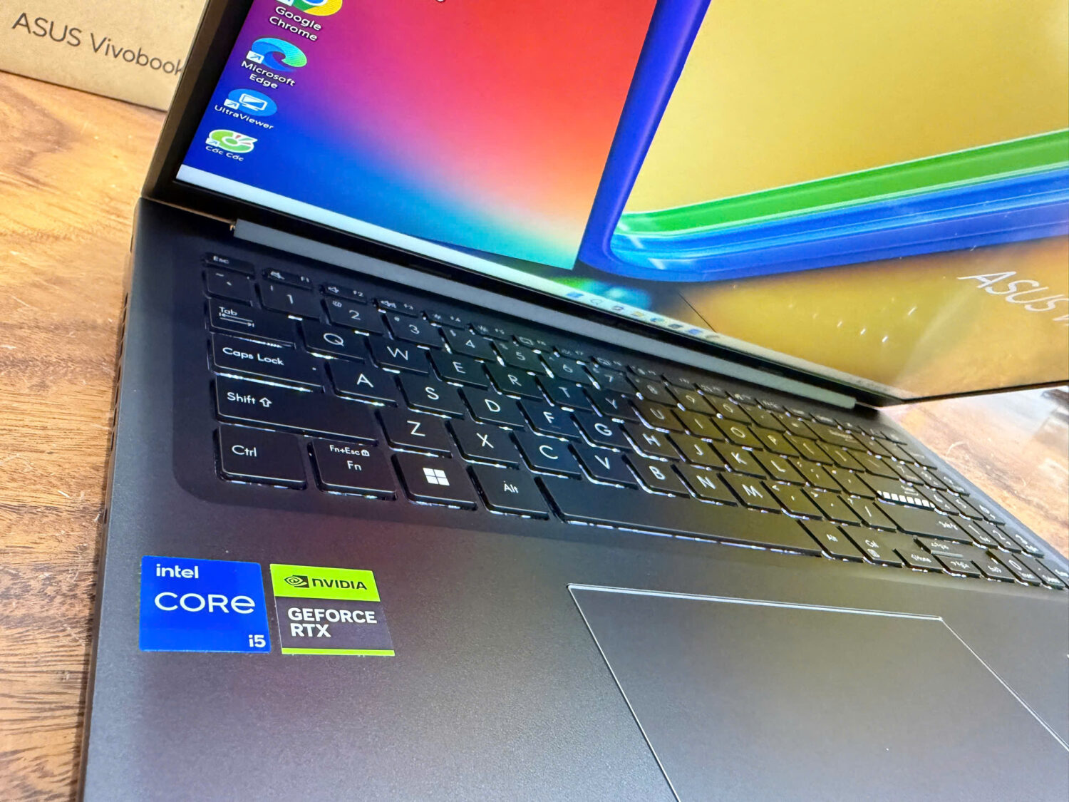 Asus Vivobook K3605v 1