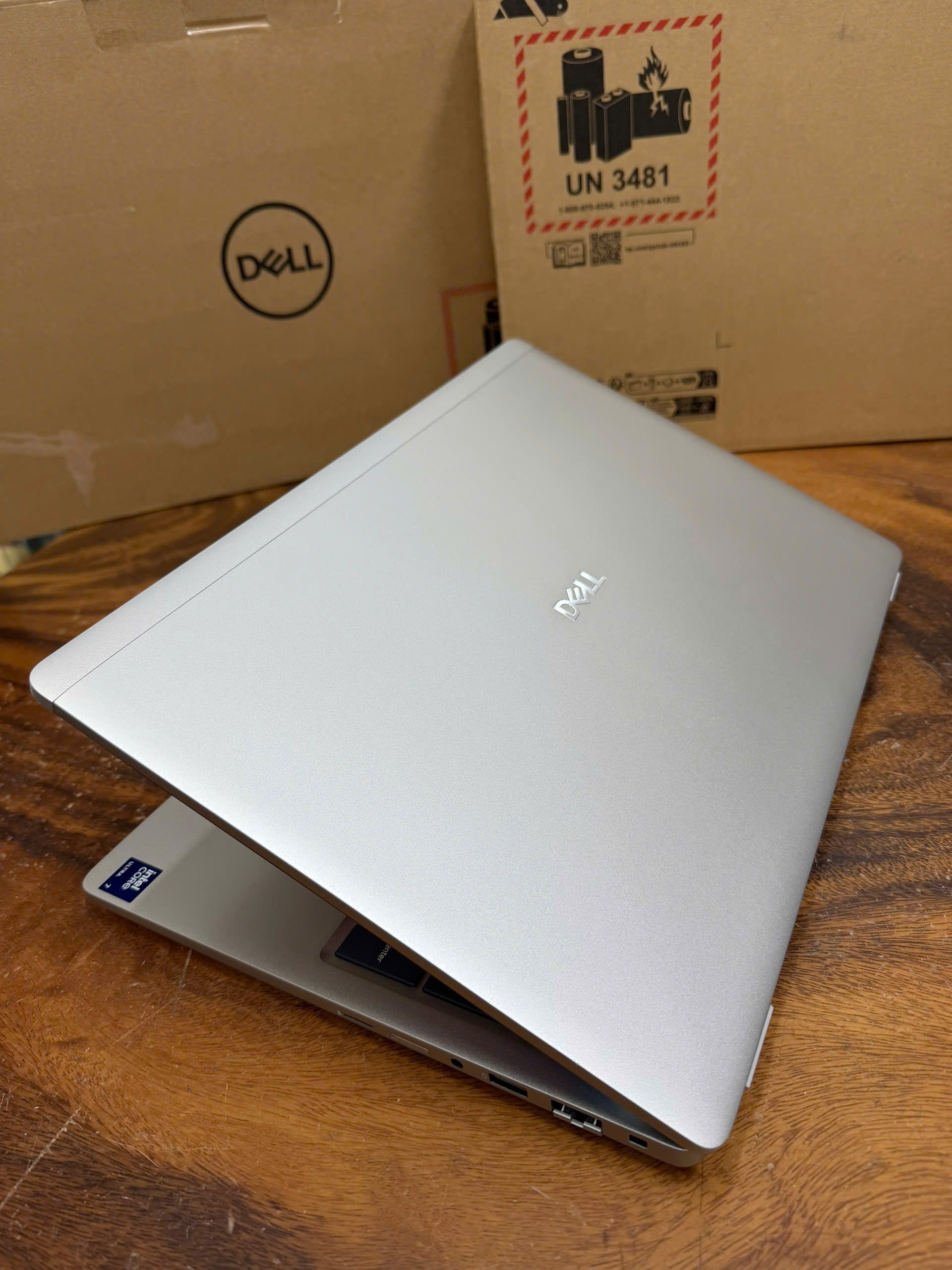 Dell Pro 16 Plus Pb16250 Ultra 7 7