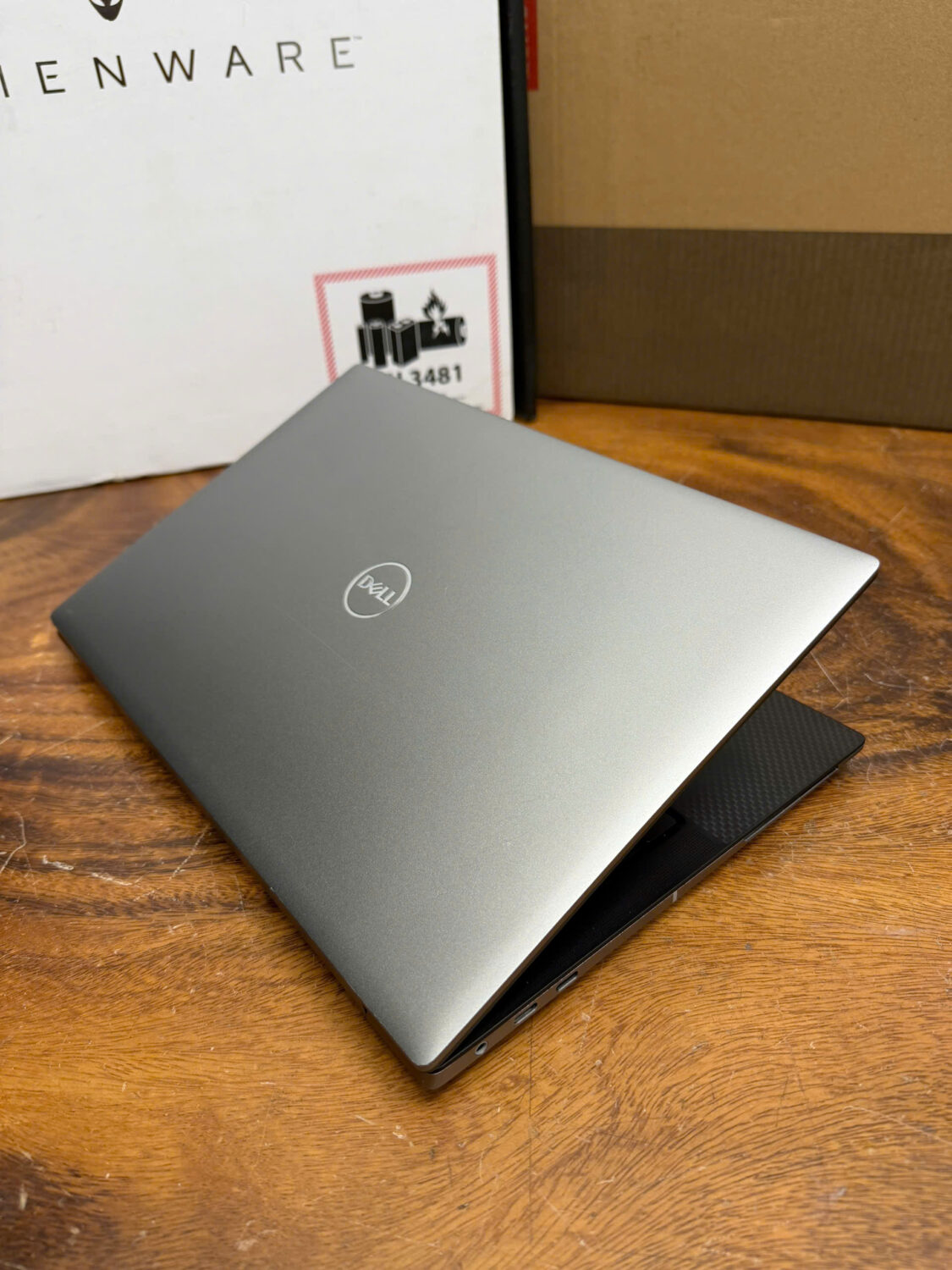 Dell Precision 5470 I9 Fhd 2