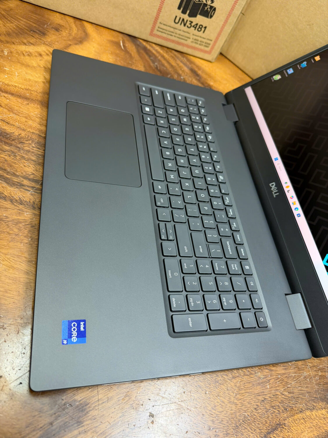 Dell Precision 7770 7