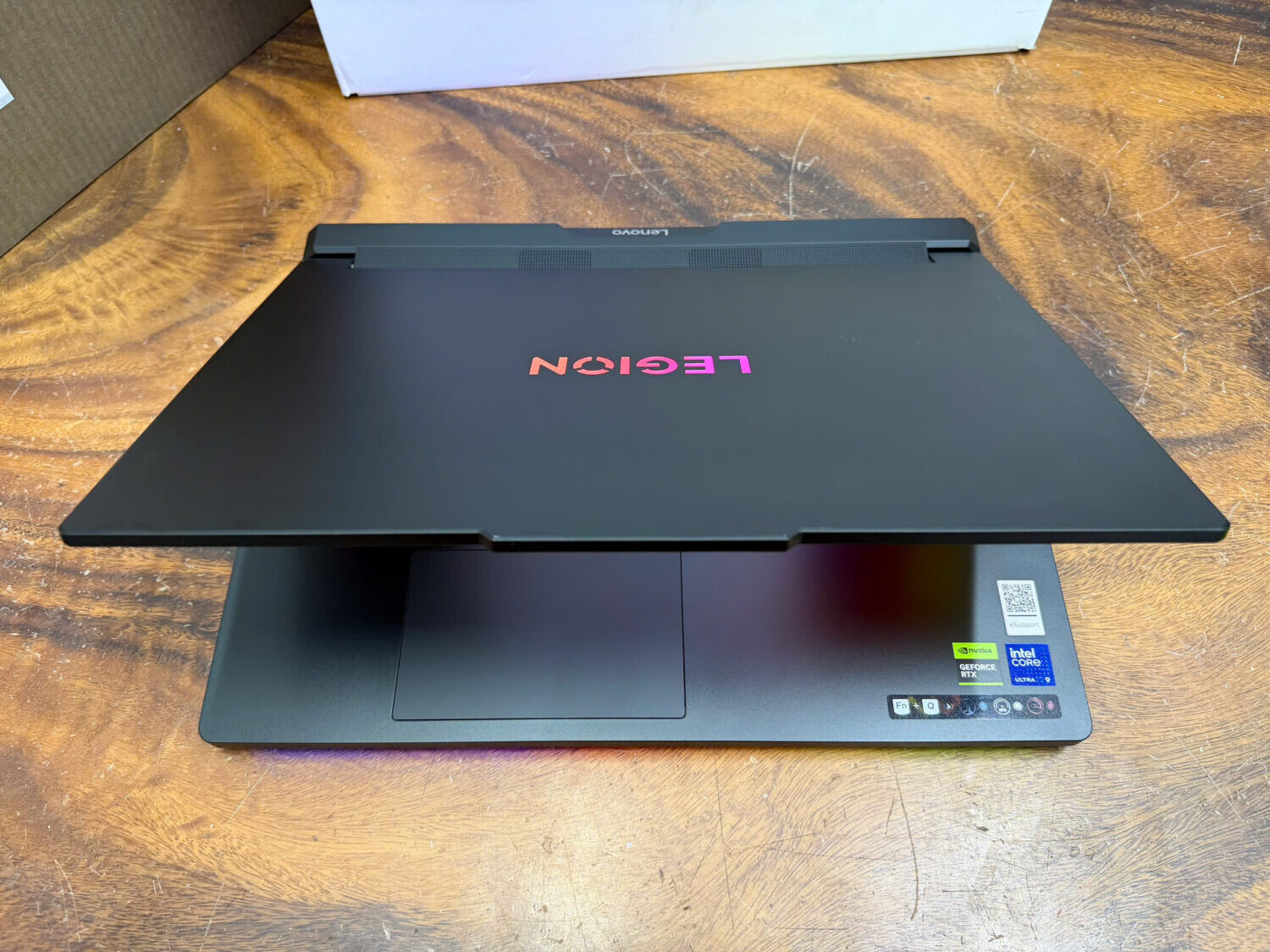 Lenovo Legion Pro 7 16iax10h Fifa Edition 7 Rotated