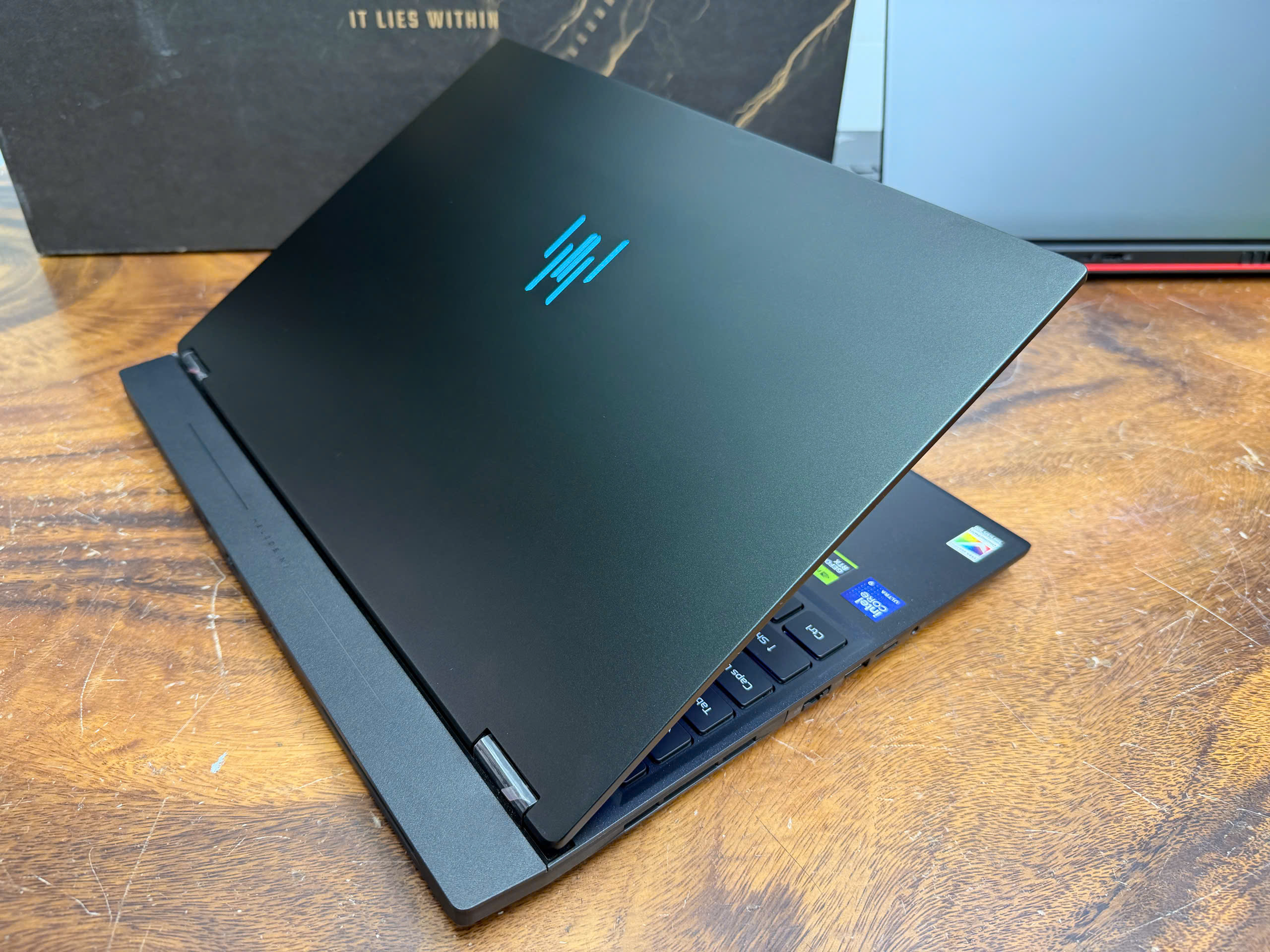 Predator Helios Neo 16s Ai 7