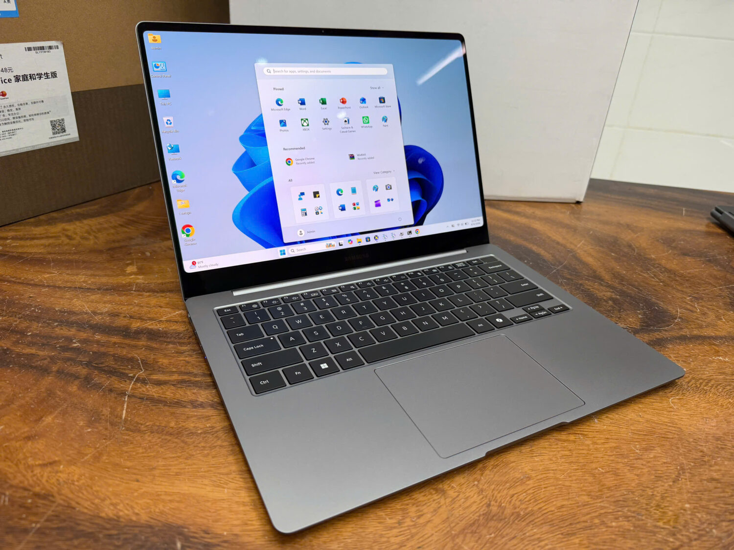 Samsung Galaxybook 5 Pro 14in Np940xha 3