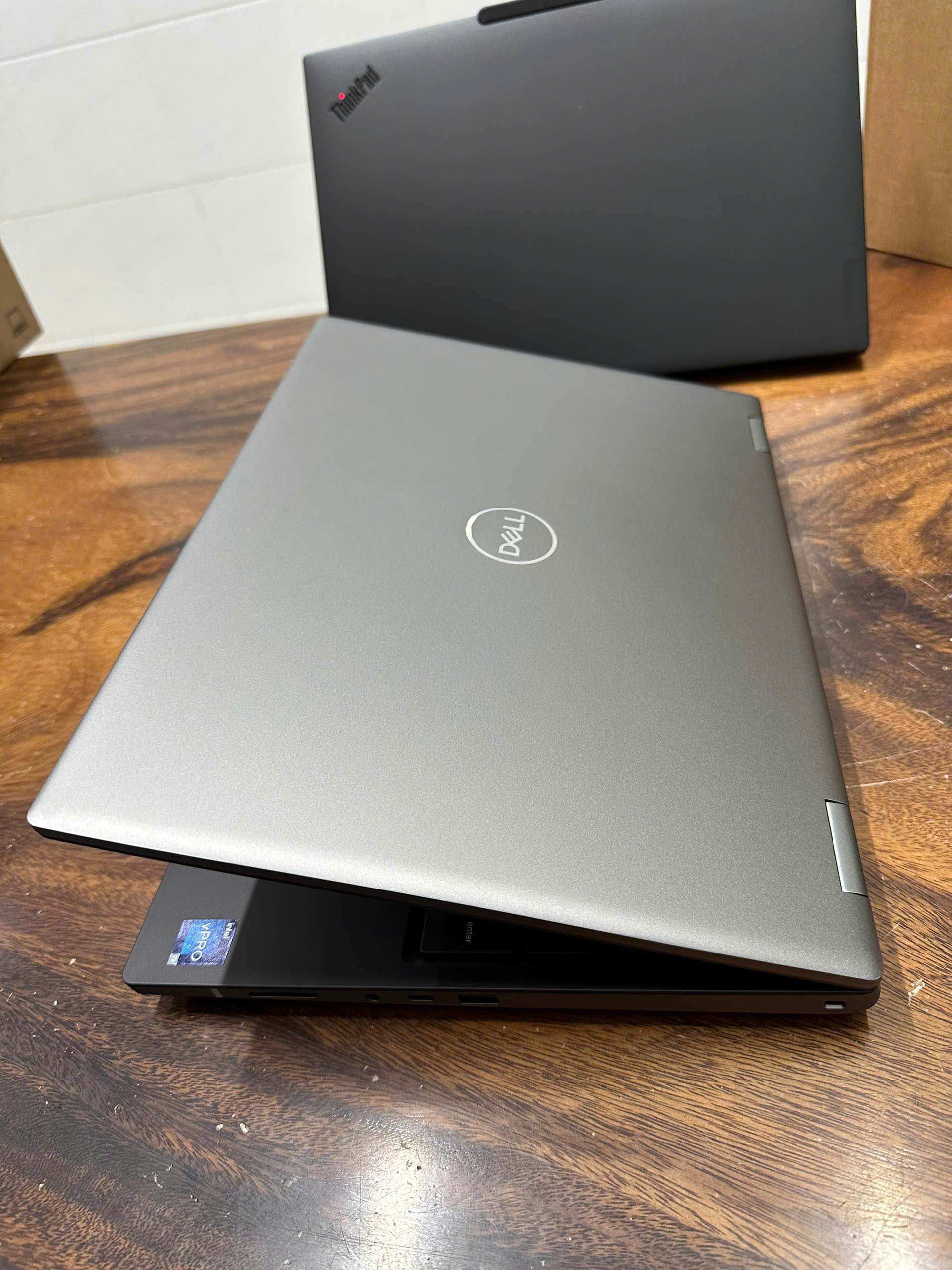 Dell Precision 7680 Core I9 1