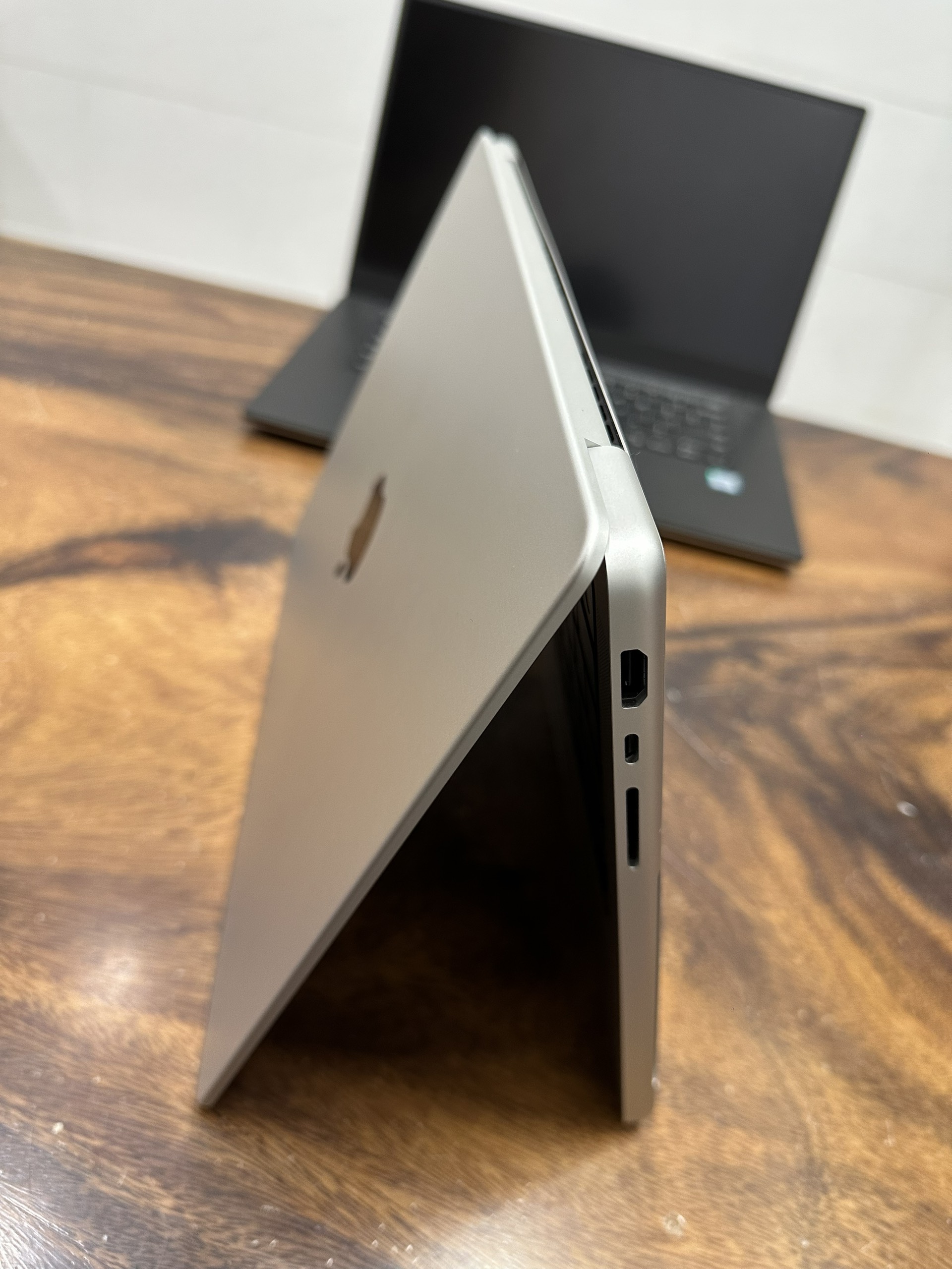 Macbook Pro 14 M3 Silver 3