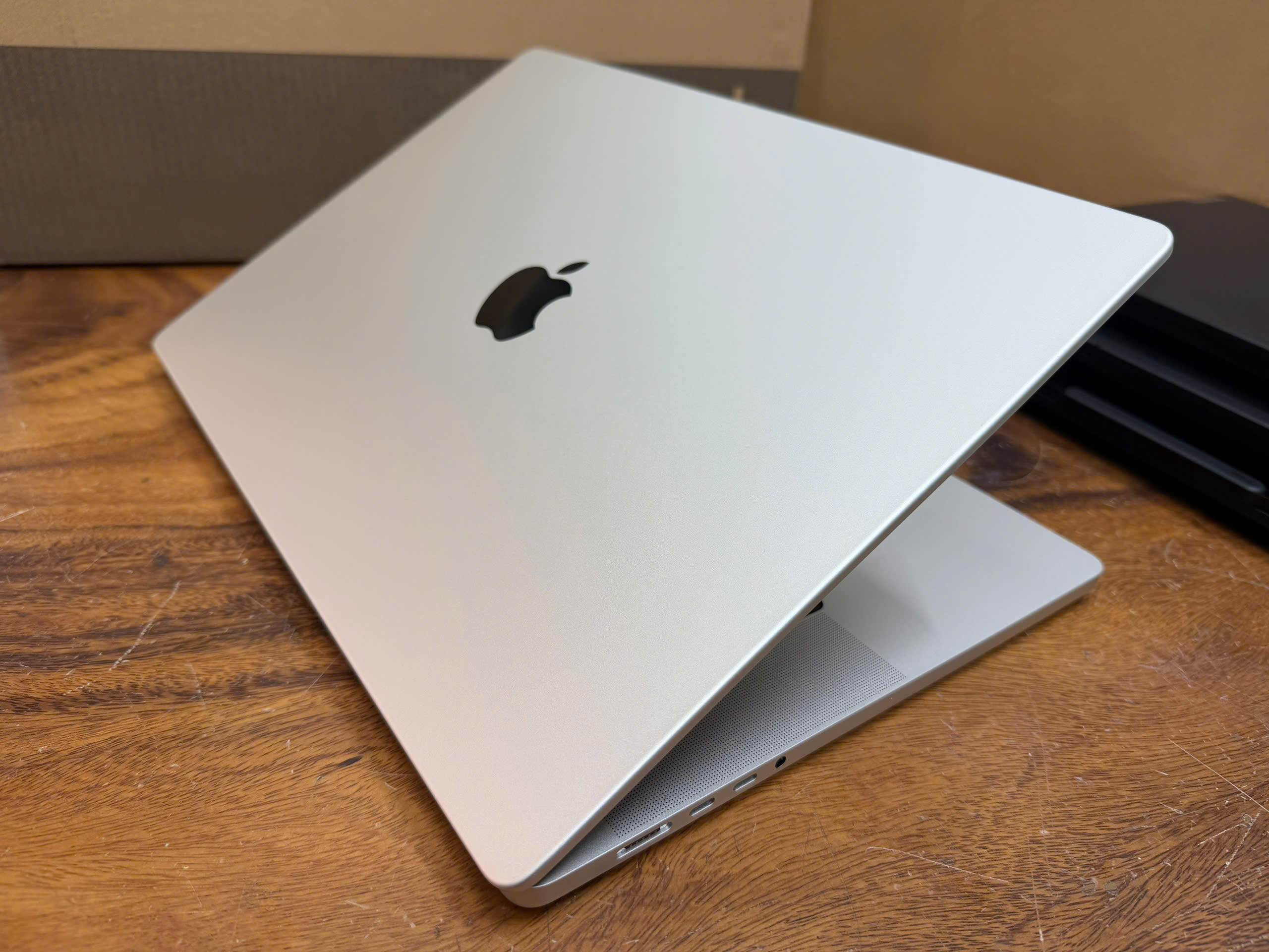 Macbook Pro 16 M4 Max 9