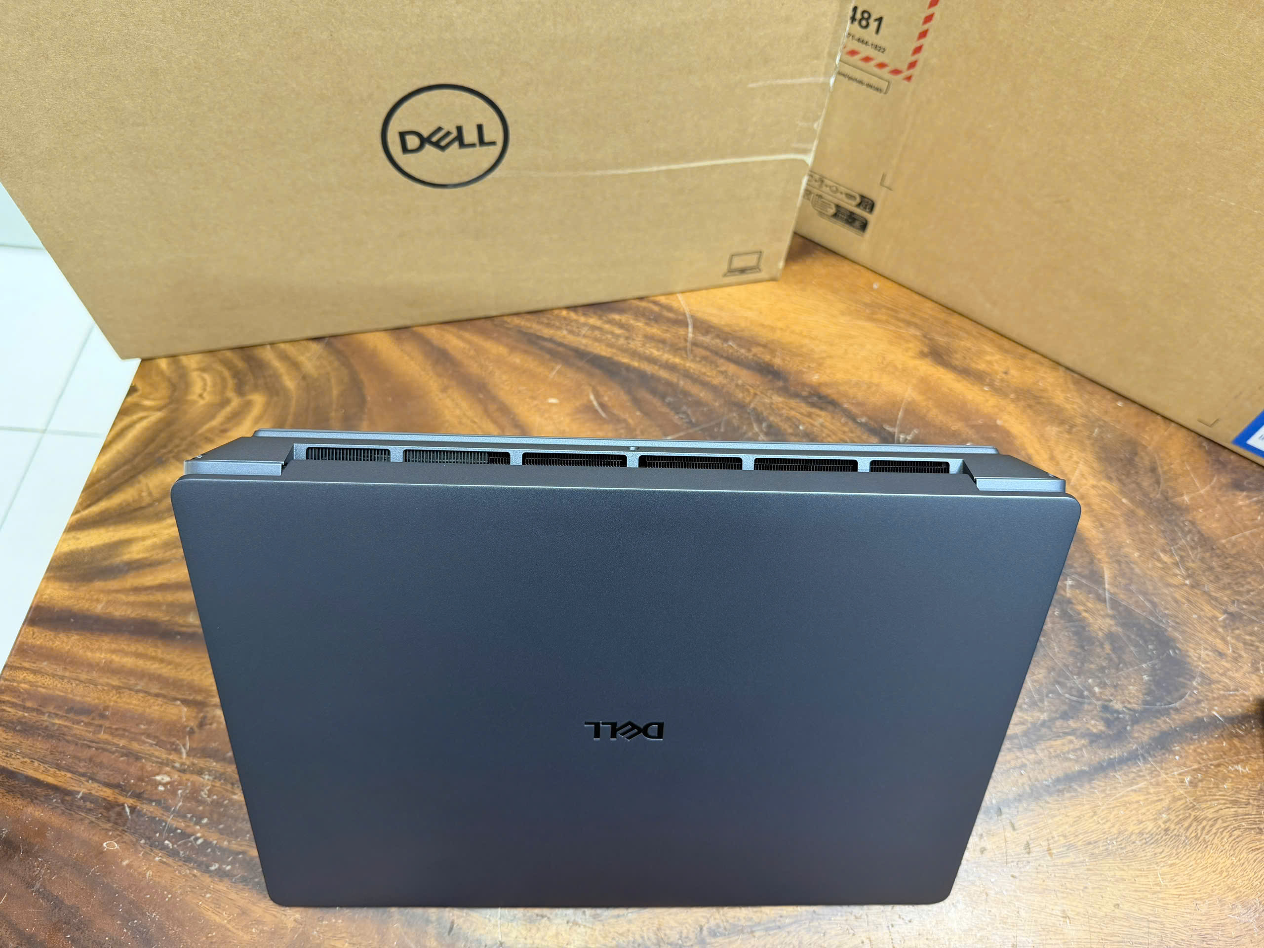 Dell Pro Max 16 Plus Mb16250 Ultra 9 285hx 9