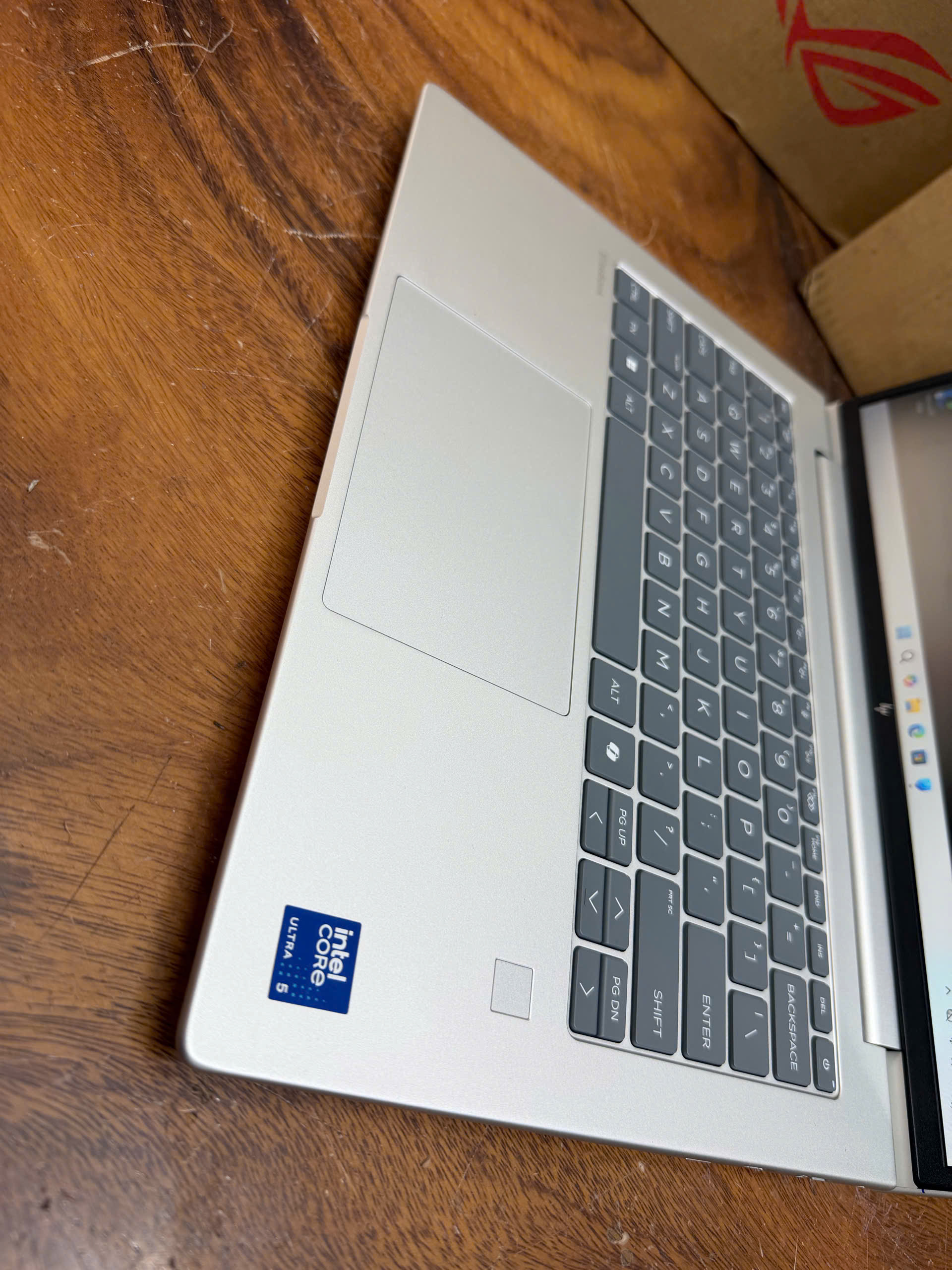 Hp Elitebook 6 G1i 14 4