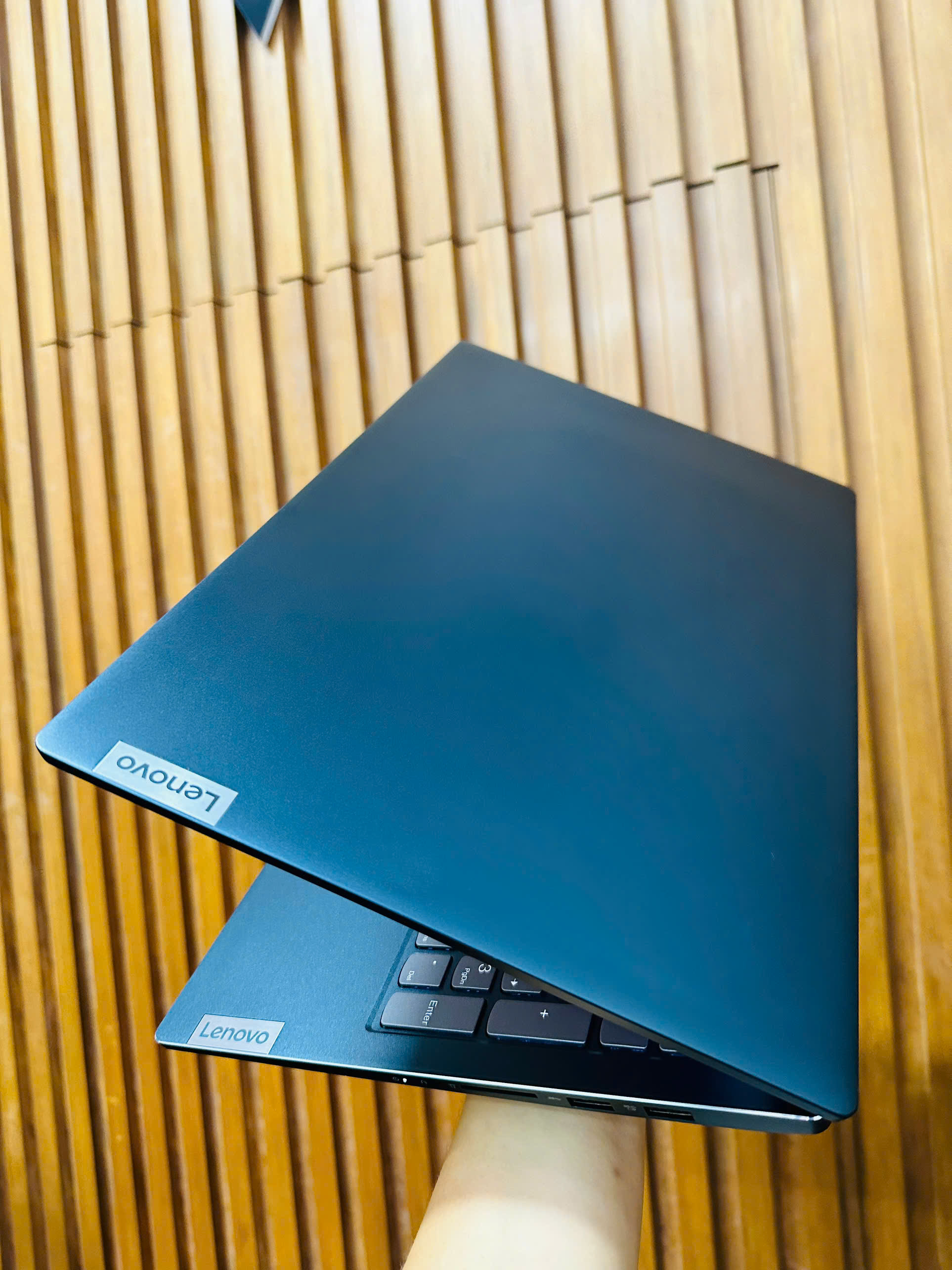 Lenovo IdeaPad 5 15ABA7 15.6” FHD Laptop – Ryzen 7 5825U, AMD Radeon, Used