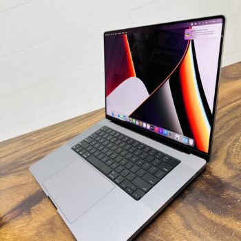 Macbook Pro 16in M1 2021 Gray 7