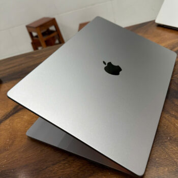 Macbook Pro 16 M1 Max Grey 11