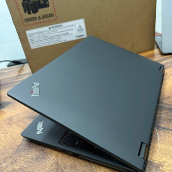 Thinkpad P16v Gen 2 Ultra 7 4
