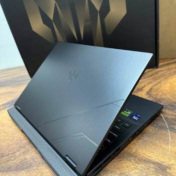 Acer Predator Helios 14 10