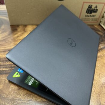 Dell Inspiron 15 3520 Box 2