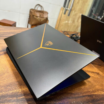 Razer Blade 16 Lamborghini Edition 6