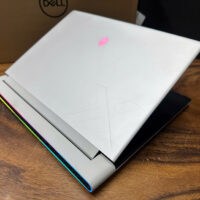Dell Alienware X16 R2 1