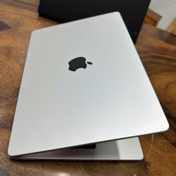 Macbook Pro 14 M2 Silver 1