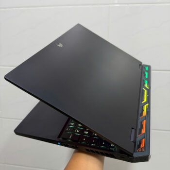 Acer Predator Helios 16 Ph16 71 4