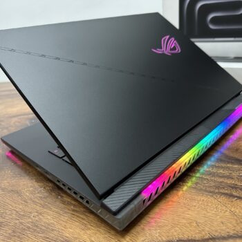 Asus Rog Strix Scar 18 2