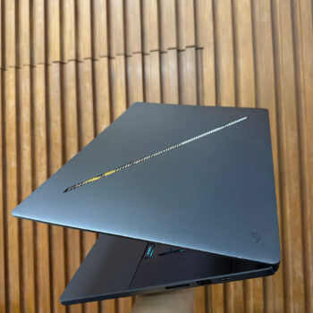 Asus Rog Zephyrus G16 Gu605mi 4