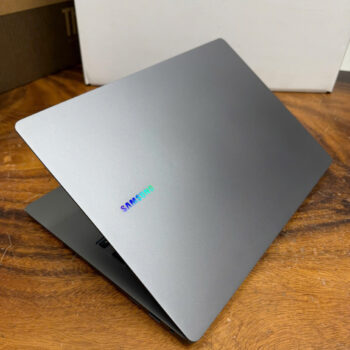 Samsung Galaxybook 5 Pro 14in Np940xha 4