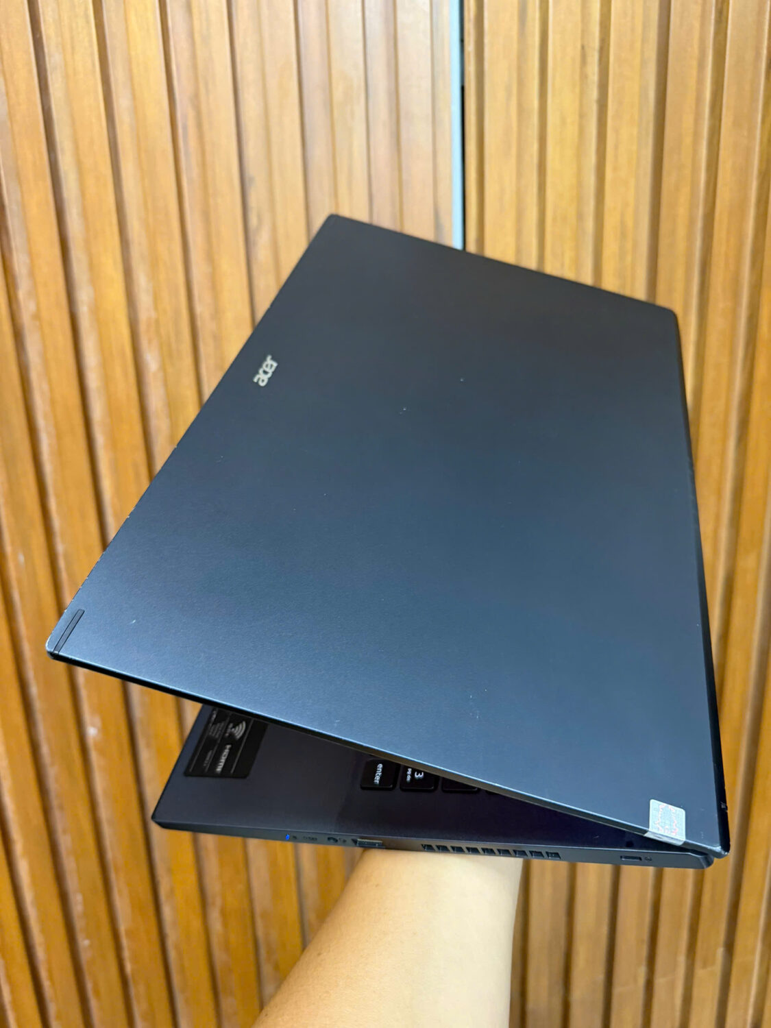 Acer A715 76g Gtx1650 (1)