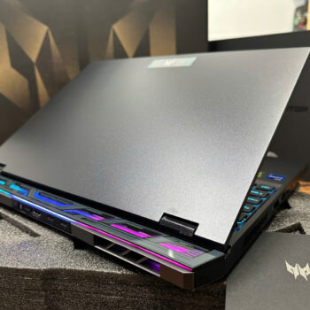 Acer Predator Helios 16 PH16 (9)