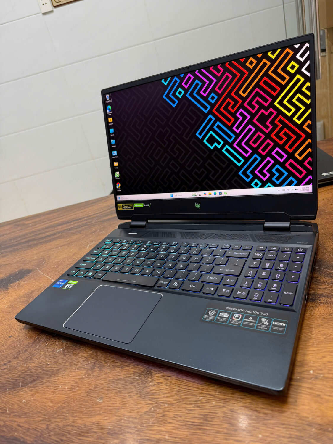 Acer Predator Helios 300 Ph315 55 (1)