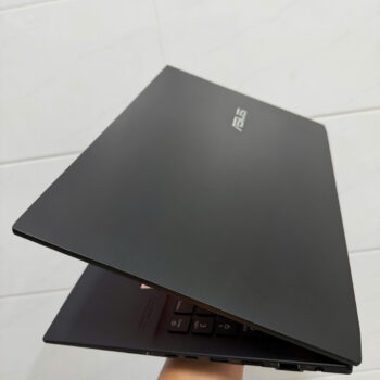 Asus Creator Q540vj (1)