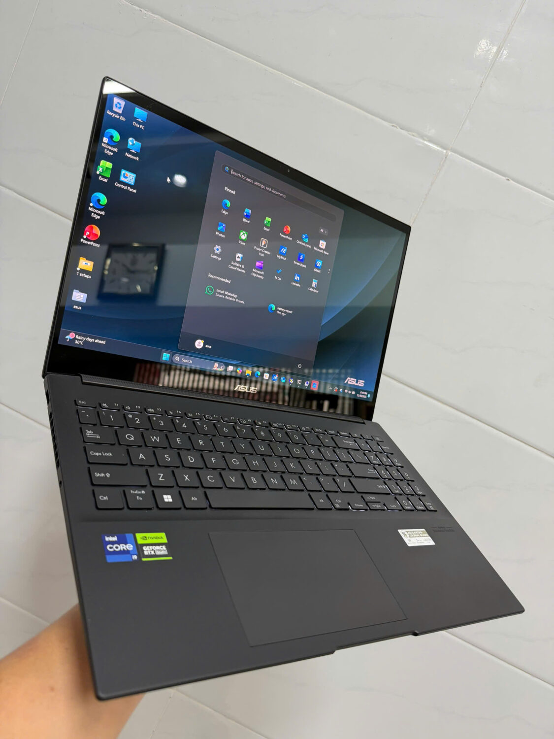 Asus Creator Q540vj (2)