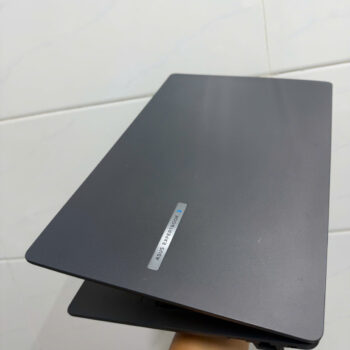 Asus Expertbook B9450f (3)