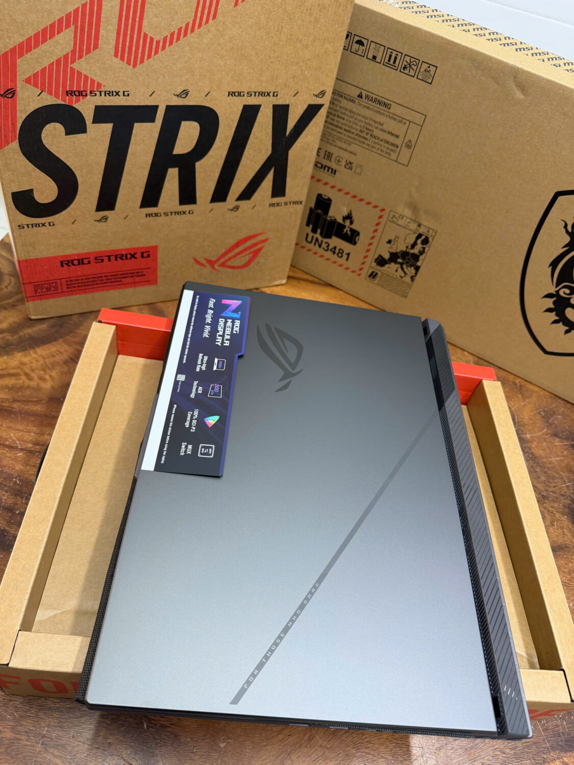 Asus Rog G18 G814 (6)