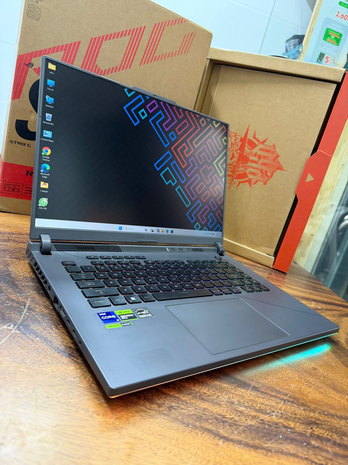Asus Rog Strix G16 G614j (12)