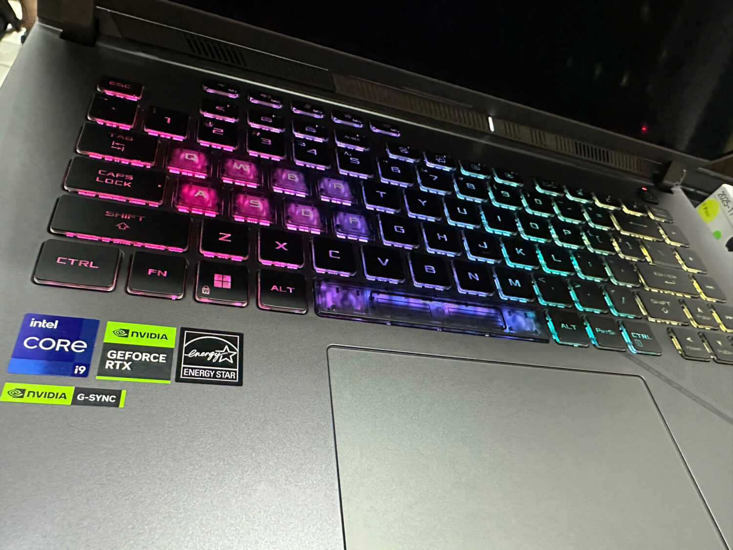 Asus Rog Strix G16 G614j Core I9 (11)