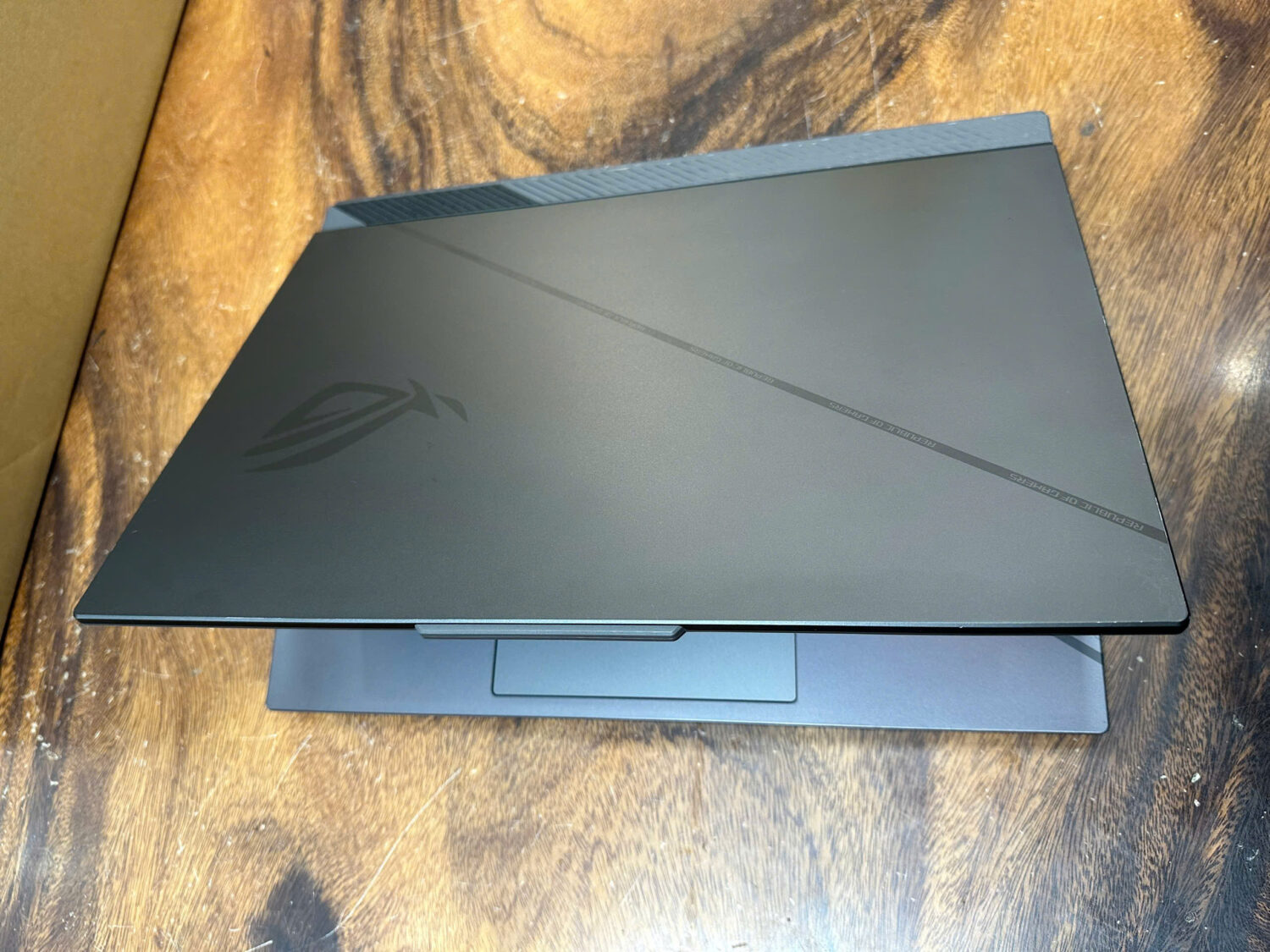 Asus Rog Strix G16 G614j Core I9 (14)