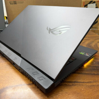 Asus Rog Strix G713 Ryzen 9 (4)