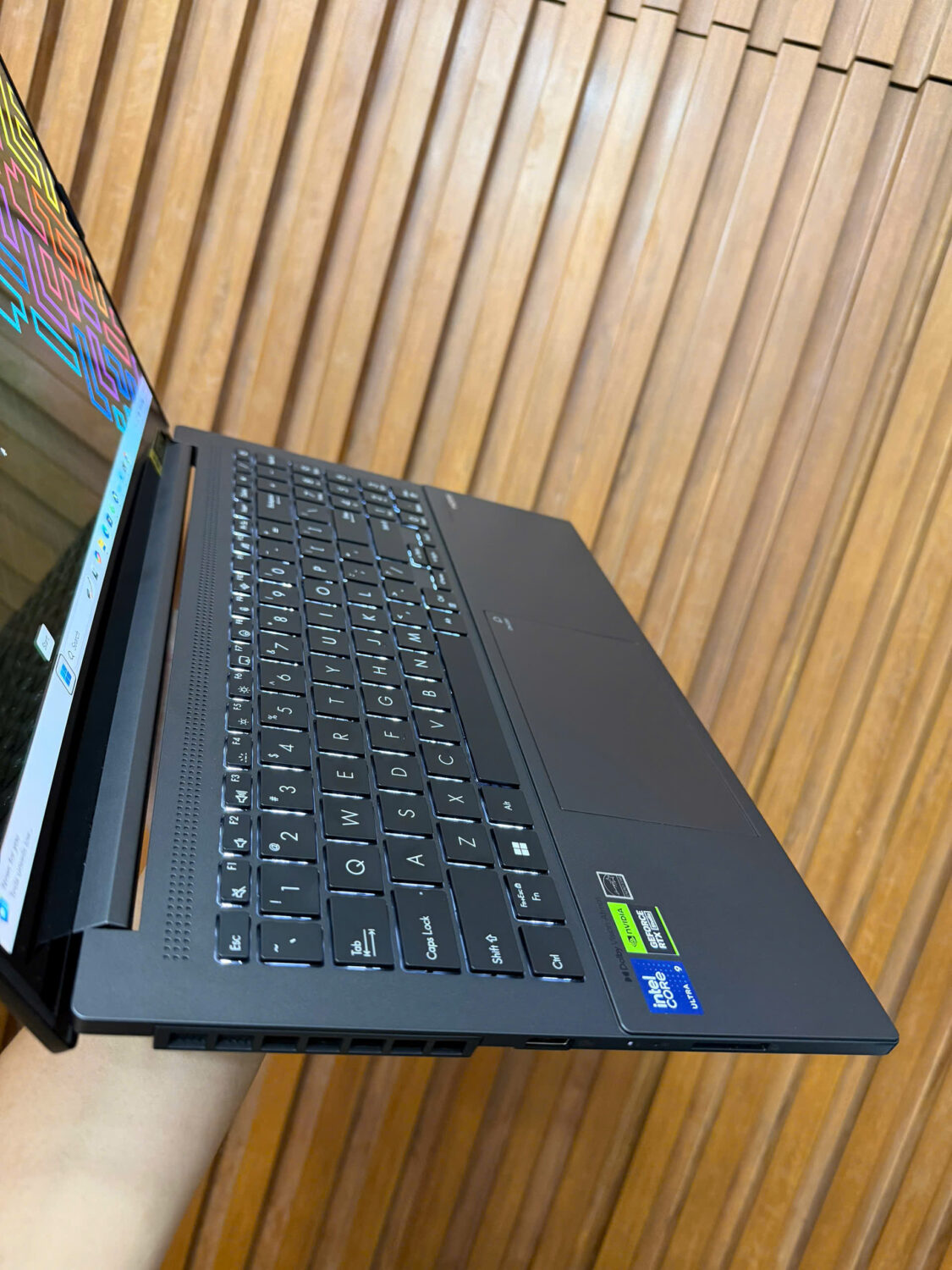 Asus Vivobook Pro 15 Oled Q534m (1)