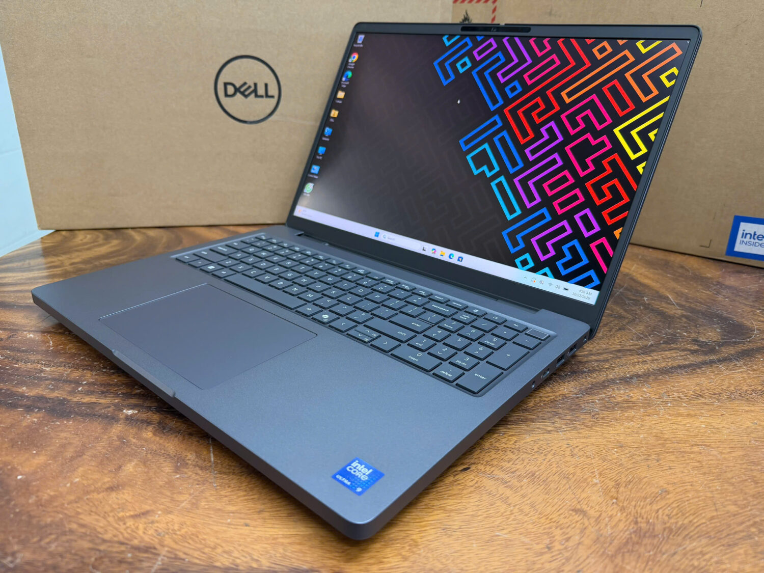 Dell Pro Max 16 Plus Mb16250, Ultra 9 285hx (6)
